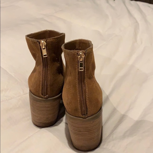 Steve Madden Cognac Size 10 Booties. - Picture 3 of 3